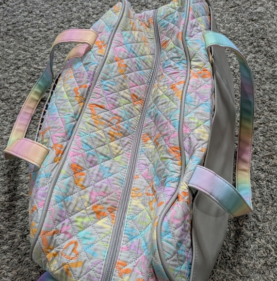 Luv Betsey Betsey Johnson Grey Rainbow Quilted Weekender Bag W Trolley Sleeve - Picture 9 of 15